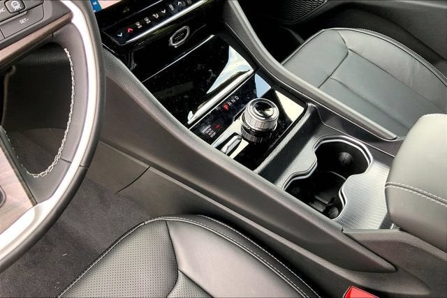 2027 Jeep Grand Cherokee Limited Reserve