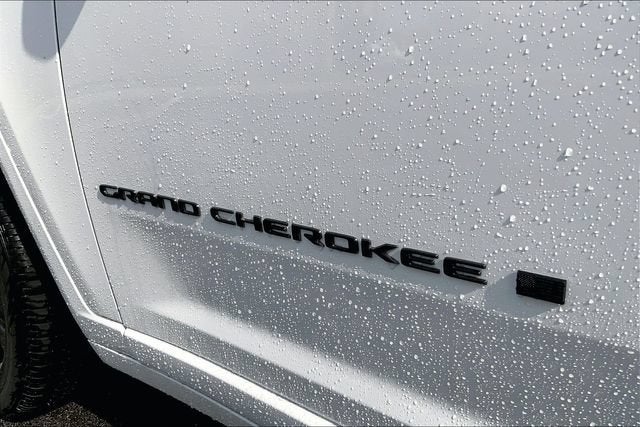 2027 Jeep Grand Cherokee Limited Reserve
