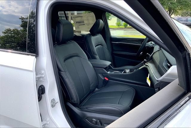 2027 Jeep Grand Cherokee Limited Reserve