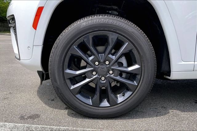 2026 Jeep Grand Cherokee Limited Reserve