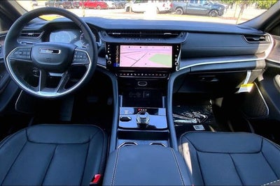 2027 Jeep Grand Cherokee Limited Reserve