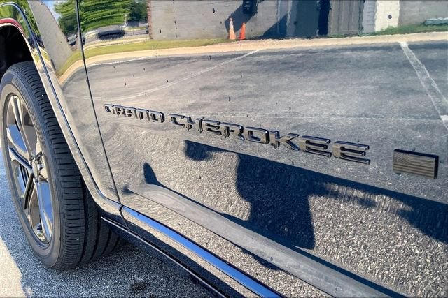 2027 Jeep Grand Cherokee Limited Reserve