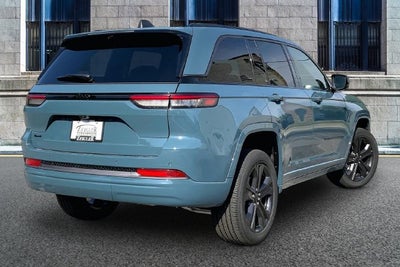 2027 Jeep Grand Cherokee Limited Reserve