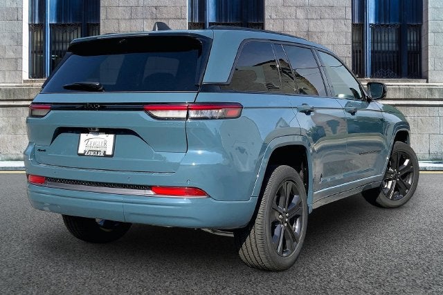 2027 Jeep Grand Cherokee Limited Reserve
