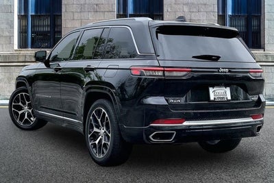 2023 Jeep Grand Cherokee Summit Reserve