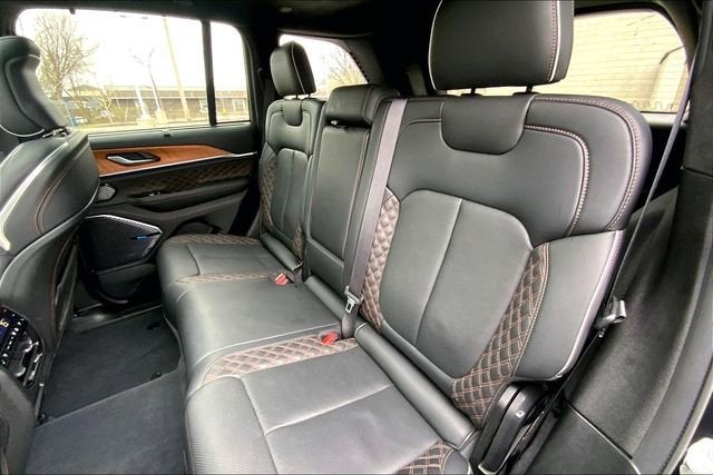 2023 Jeep Grand Cherokee Summit Reserve