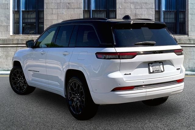2026 Jeep Grand Cherokee Summit