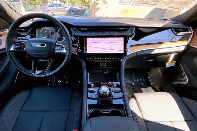 2026 Jeep Grand Cherokee Summit