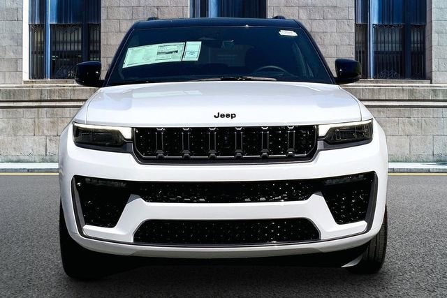 2026 Jeep Grand Cherokee Summit