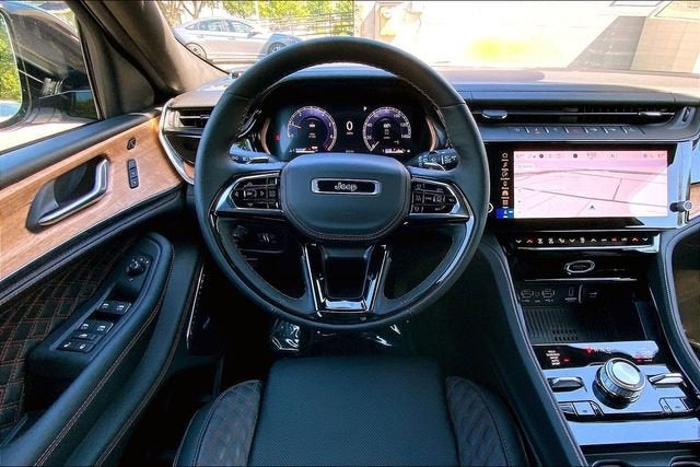 2026 Jeep Grand Cherokee Summit