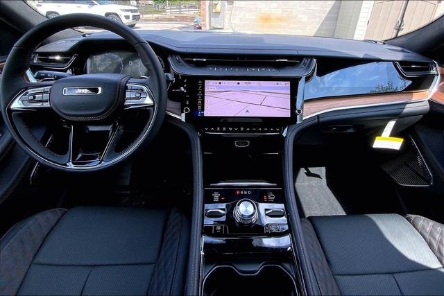 2026 Jeep Grand Cherokee Summit