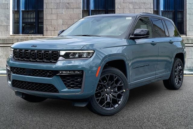 2026 Jeep Grand Cherokee Summit