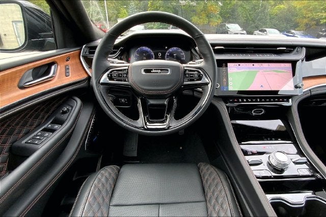 2027 Jeep Grand Cherokee Summit