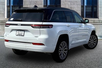 2026 Jeep Grand Cherokee Summit