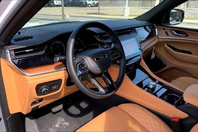 2026 Jeep Grand Cherokee Summit