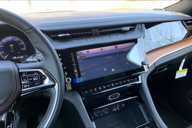 2026 Jeep Grand Cherokee Summit