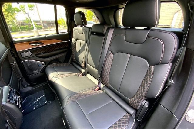 2026 Jeep Grand Cherokee Summit