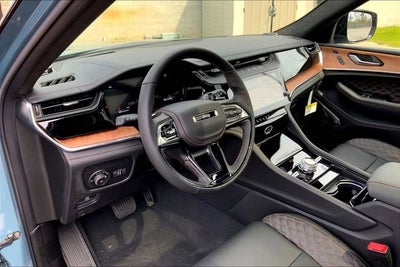 2026 Jeep Grand Cherokee Summit