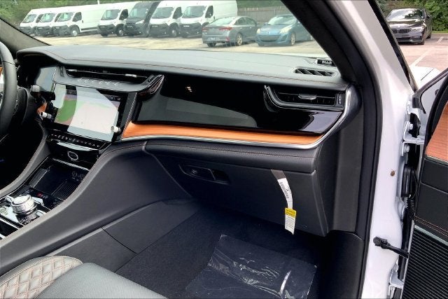 2027 Jeep Grand Cherokee Summit