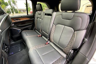 2027 Jeep Grand Cherokee Summit