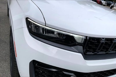 2027 Jeep Grand Cherokee Summit