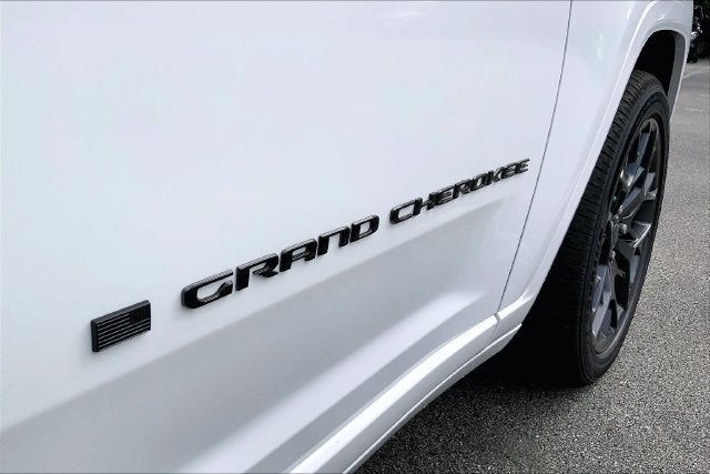 2027 Jeep Grand Cherokee Summit