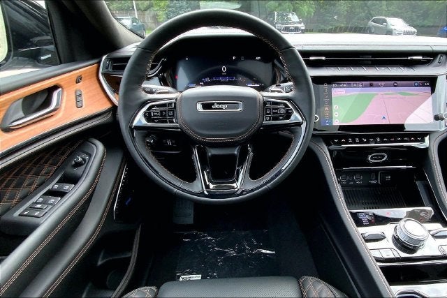 2027 Jeep Grand Cherokee Summit