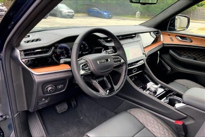 2027 Jeep Grand Cherokee Summit