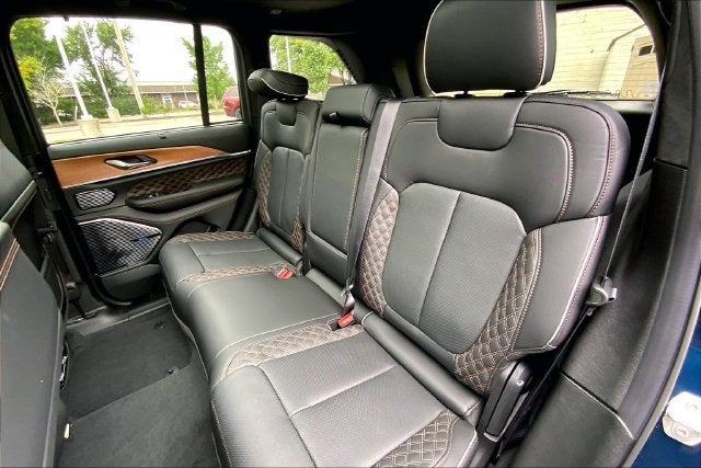 2027 Jeep Grand Cherokee Summit