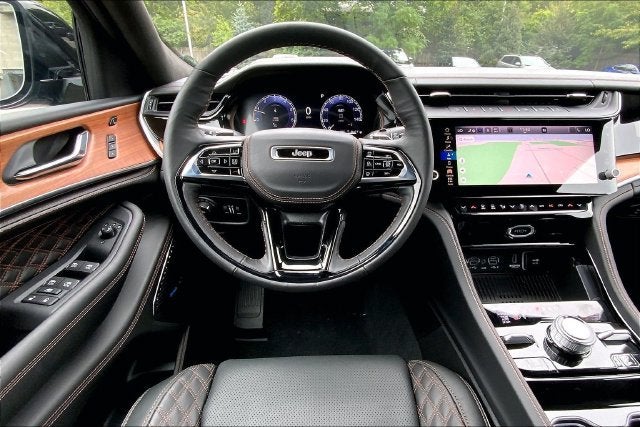 2027 Jeep Grand Cherokee Summit
