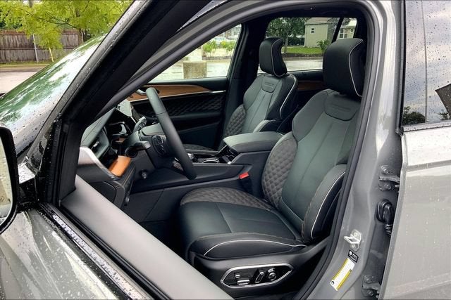 2027 Jeep Grand Cherokee Summit
