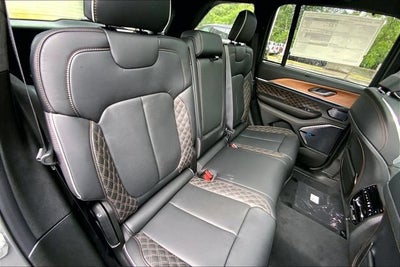 2027 Jeep Grand Cherokee Summit