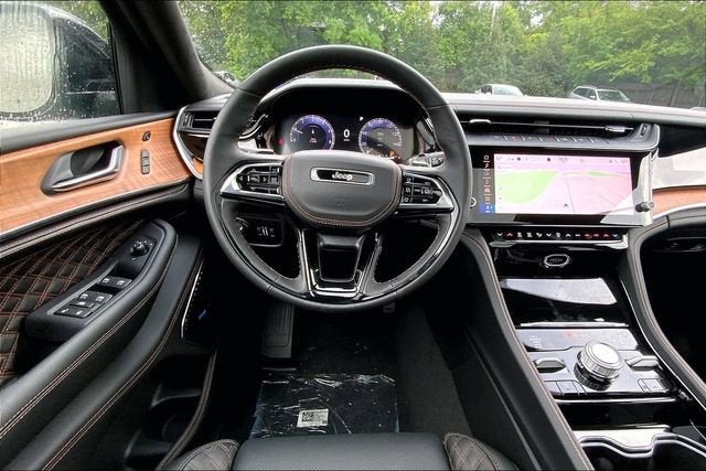 2027 Jeep Grand Cherokee Summit
