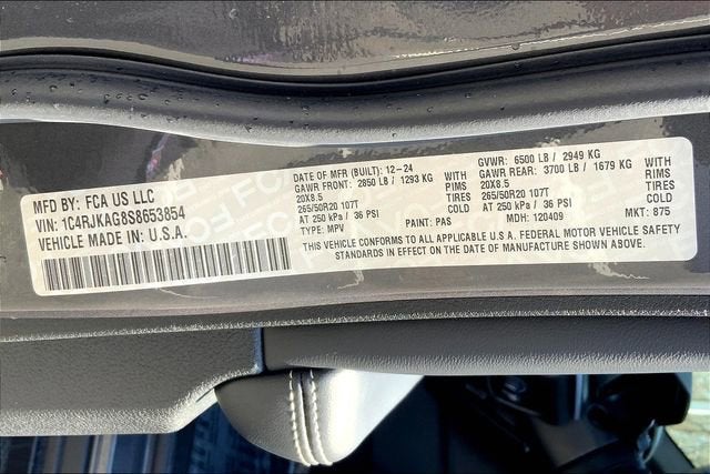 2025 Jeep Grand Cherokee L Laredo