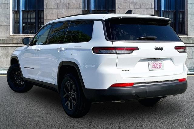 2026 Jeep Grand Cherokee L Laredo Altitude