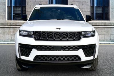 2026 Jeep Grand Cherokee L Laredo Altitude