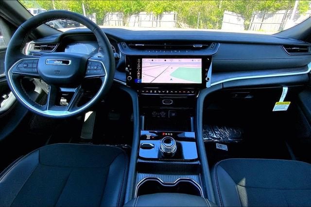 2026 Jeep Grand Cherokee L Laredo Altitude