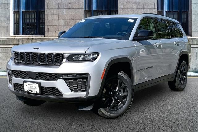 2026 Jeep Grand Cherokee L Laredo Altitude