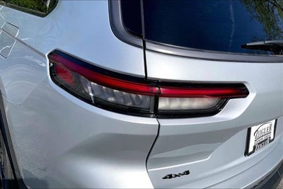 2026 Jeep Grand Cherokee L Laredo Altitude