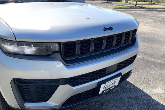 2026 Jeep Grand Cherokee L Laredo Altitude
