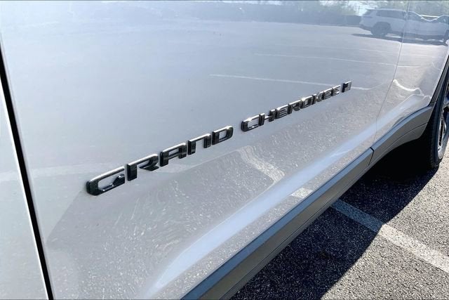 2026 Jeep Grand Cherokee L Laredo Altitude