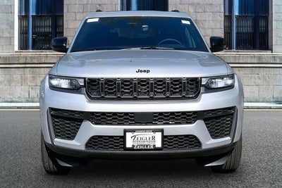 2026 Jeep Grand Cherokee L Laredo Altitude
