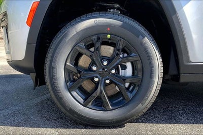 2026 Jeep Grand Cherokee L Laredo Altitude