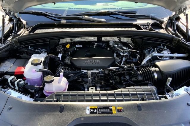 2026 Jeep Grand Cherokee L Laredo Altitude
