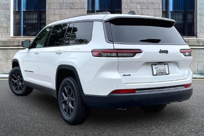 2027 Jeep Grand Cherokee L Laredo Altitude