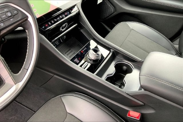 2027 Jeep Grand Cherokee L Laredo Altitude