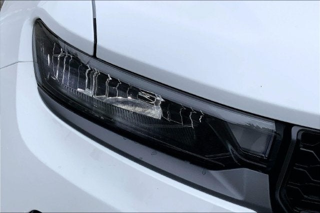 2027 Jeep Grand Cherokee L Laredo Altitude