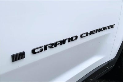2027 Jeep Grand Cherokee L Laredo Altitude