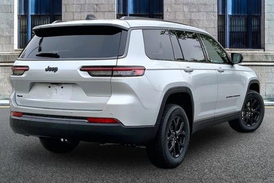 2026 Jeep Grand Cherokee L Laredo Altitude
