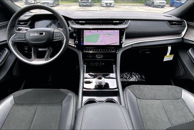 2026 Jeep Grand Cherokee L Laredo Altitude